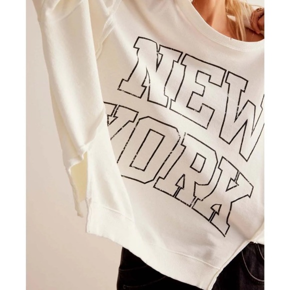 Free People Graphic Camden New York Sweatshirt - Picture 2 of 6